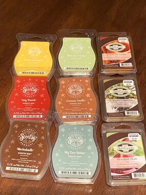 Scentsy Wax Bars & Bed, Bath & Beyond Wax Cubes Assortment